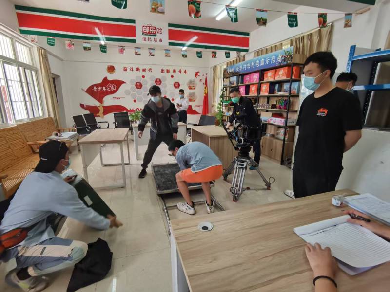 追星女孩心理学分析报告：雁江区广告片拍摄公司揭秘饭圈应援式传播逻辑
